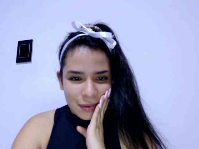 GummyLuv webcam