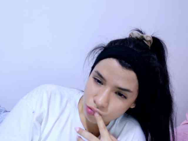 GummyLuv webcam