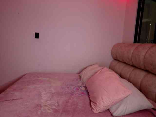 GummyLuv webcam