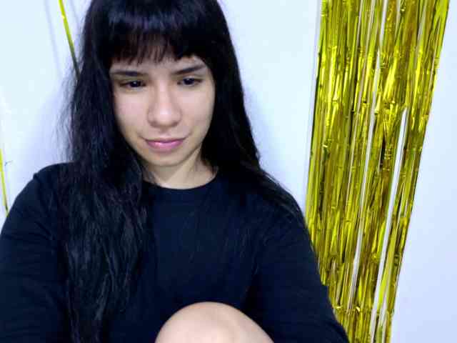 GummyLuv webcam