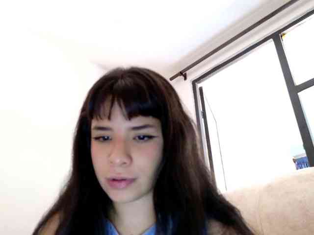 GummyLuv webcam