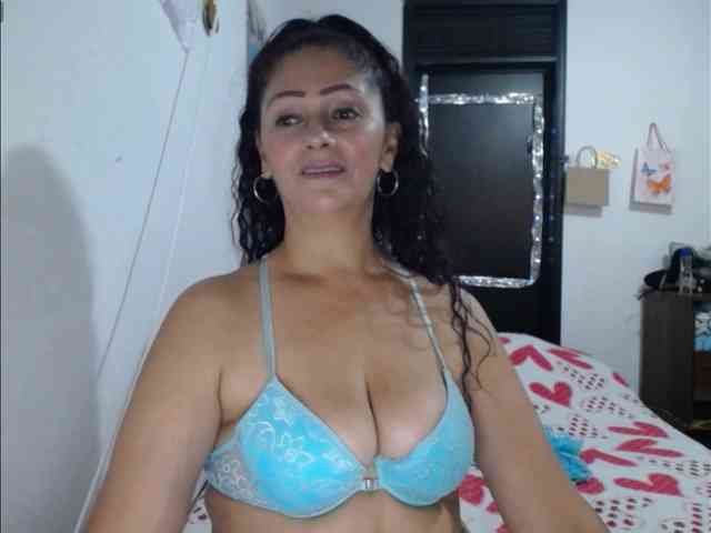 MeganTaylor777 webcam