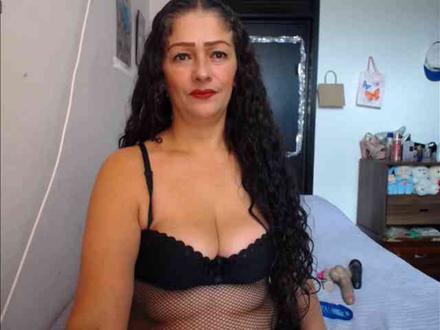 MeganTaylor777 webcam