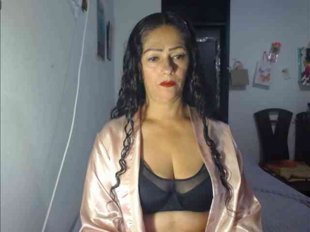MeganTaylor777 webcam