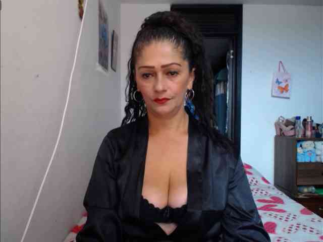 MeganTaylor777 webcam