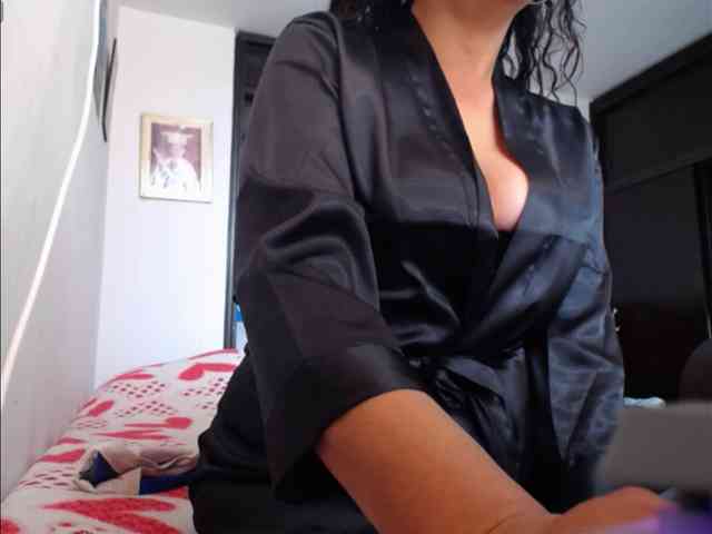 MeganTaylor777 webcam