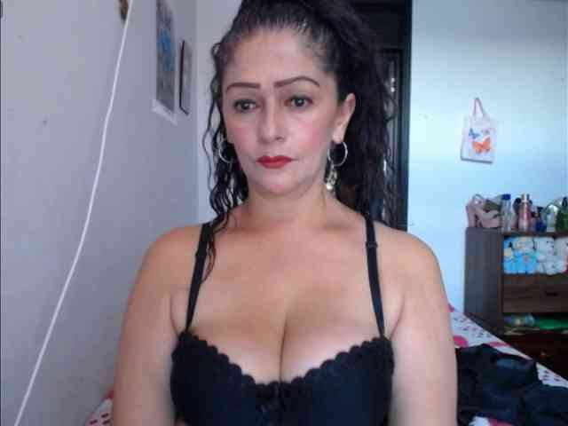 MeganTaylor777 webcam