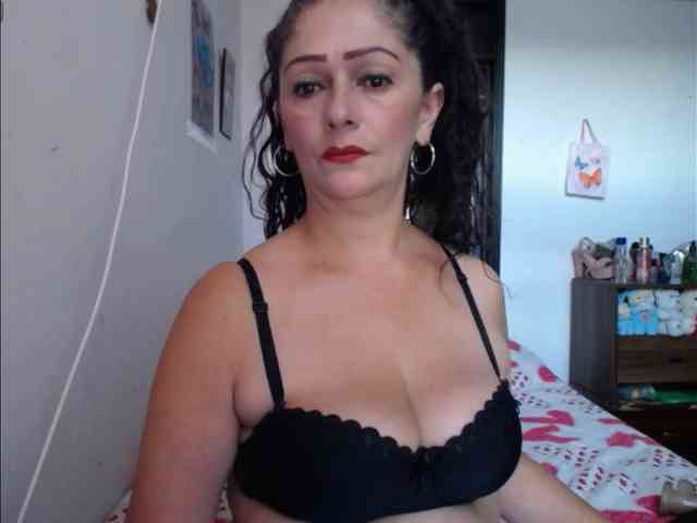 MeganTaylor777 webcam