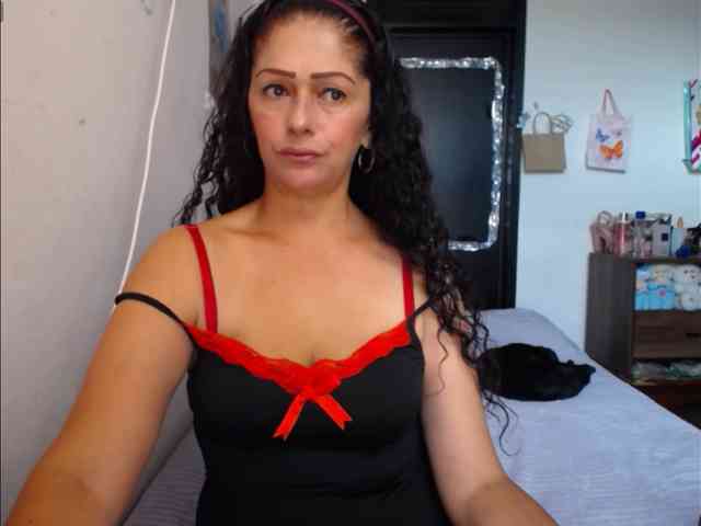 MeganTaylor777 webcam