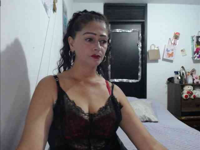 MeganTaylor777 webcam