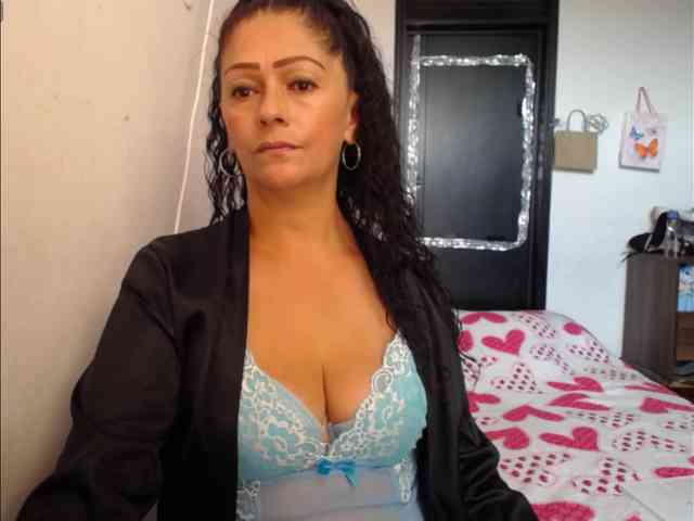 MeganTaylor777 webcam