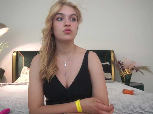 AlinaLemon