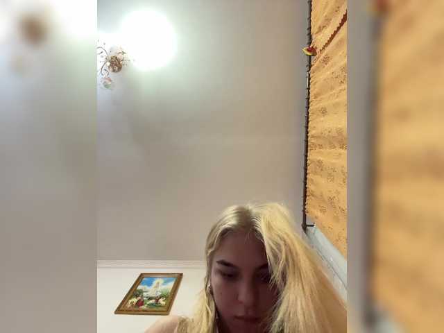 AlinaLemon live cam on BongaCams