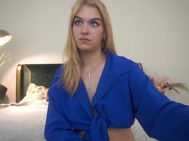 AlinaLemon live cam