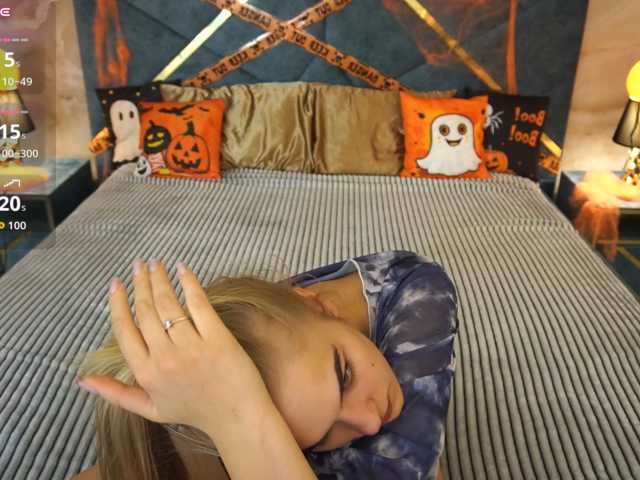 AlinaLemon live cam on BongaCams
