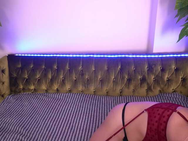 AlinaLemon live cam on BongaCams