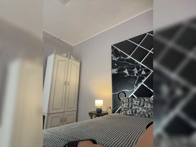 AlinaLemon live cam on BongaCams