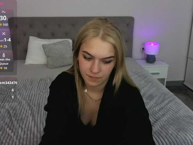 AlinaLemon's BongaCams show and profile