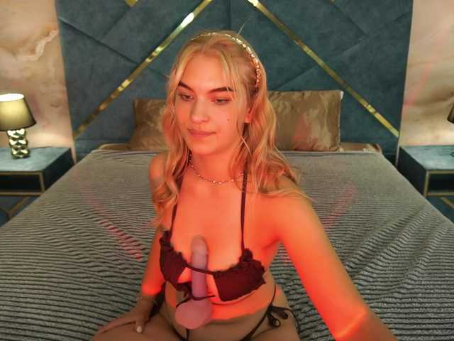 AlinaLemon live cam on BongaCams
