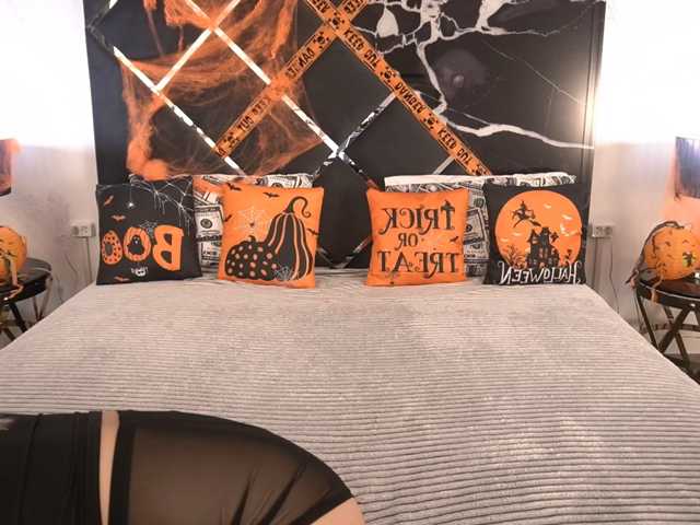AlinaLemon live cam on BongaCams