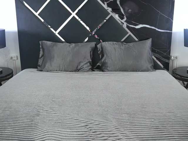 AlinaLemon live cam on BongaCams