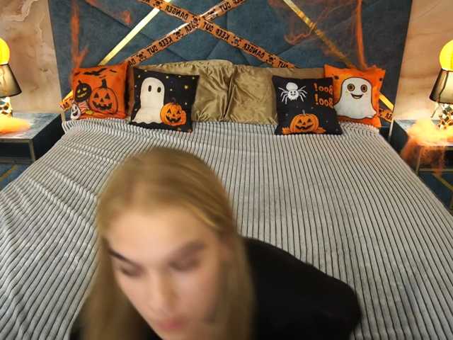 AlinaLemon live cam on BongaCams