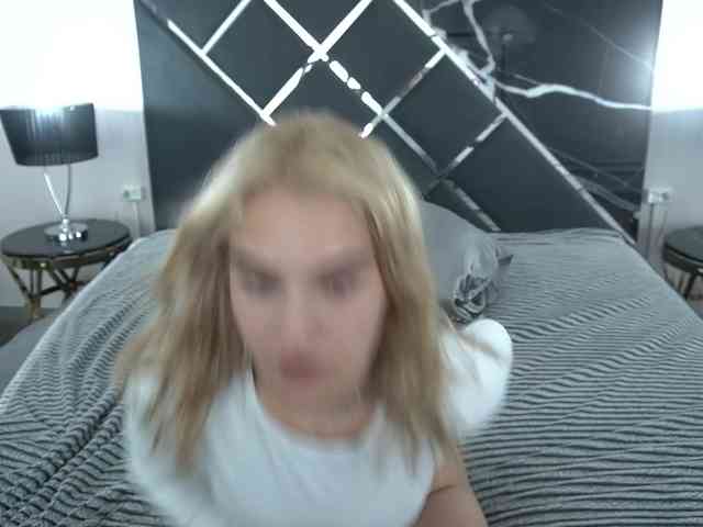 AlinaLemon webcam