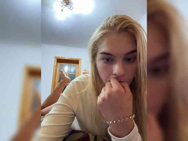 AlinaLemon webcam
