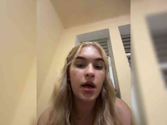 AlinaLemon webcam