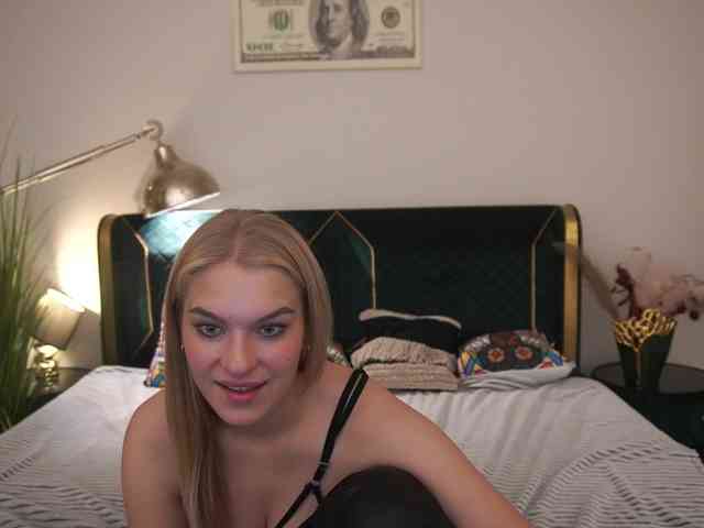 AlinaLemon webcam