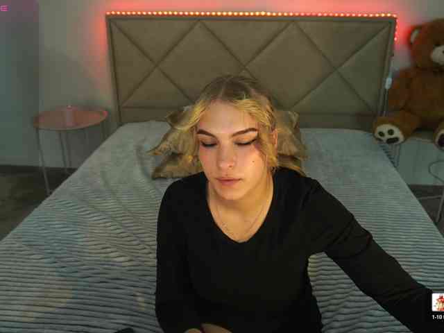 AlinaLemon webcam