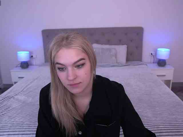 AlinaLemon webcam