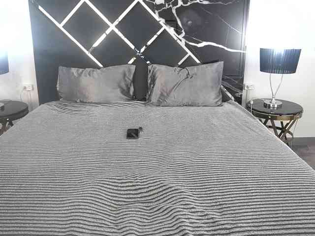 AlinaLemon webcam