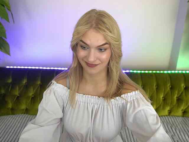 AlinaLemon
