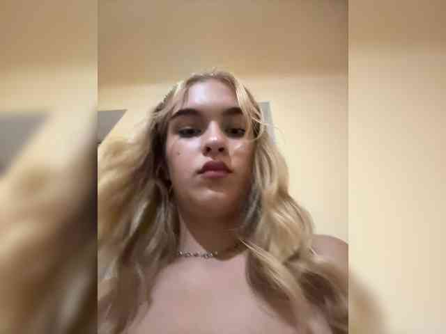 AlinaLemon webcam