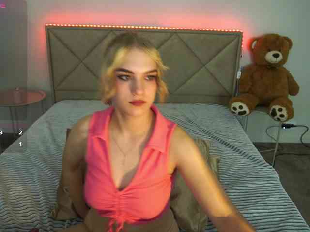 AlinaLemon webcam