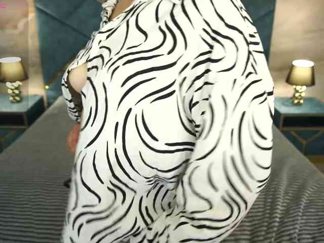 AlinaLemon Live Webcam on BongaCams