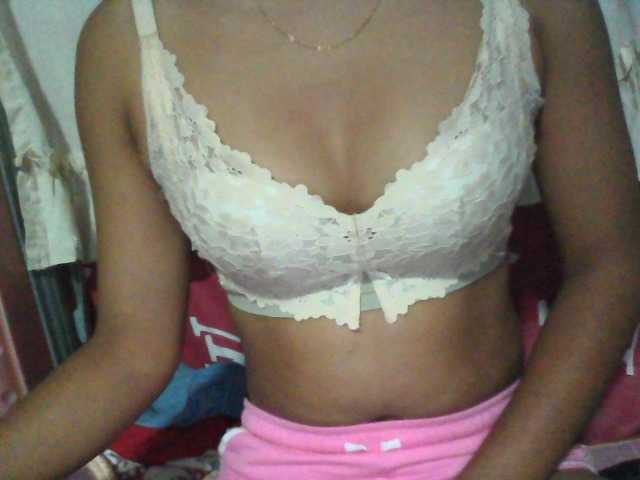 Linah98 webcam