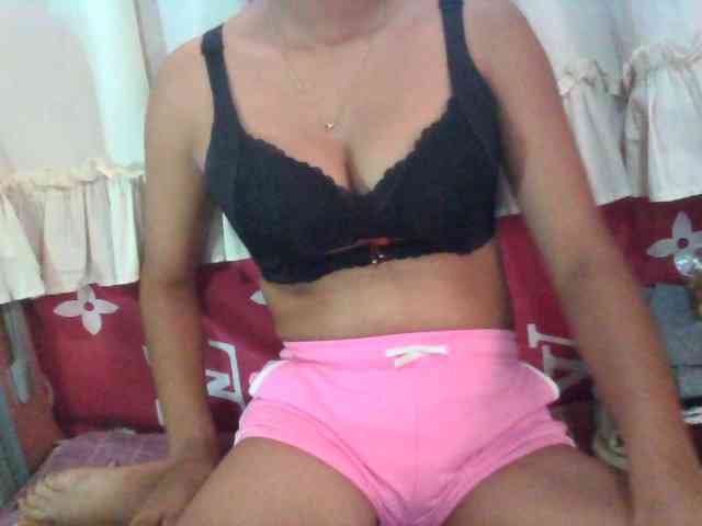 Linah98 webcam
