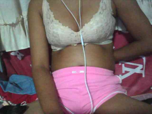 Linah98 webcam