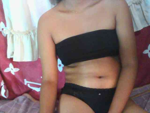 Linah98 webcam