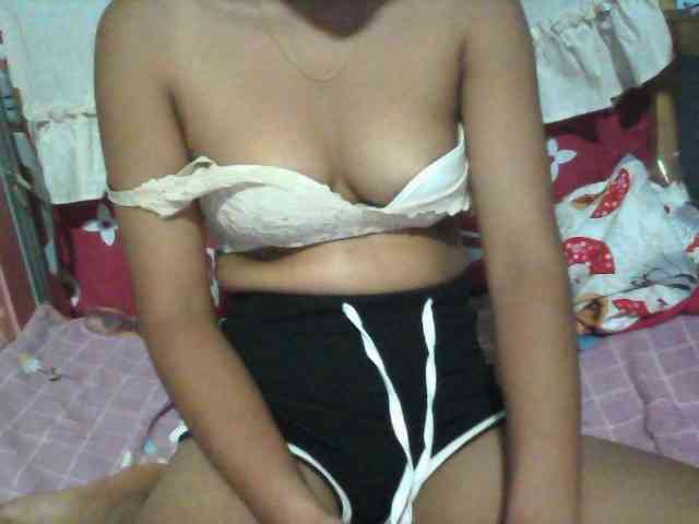 Linah98 webcam