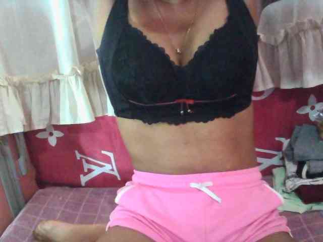 Linah98 webcam