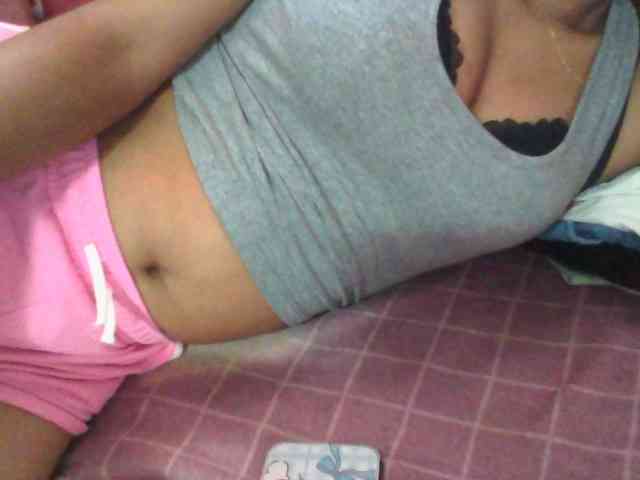 Linah98 webcam