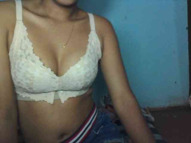 Linah98 webcam
