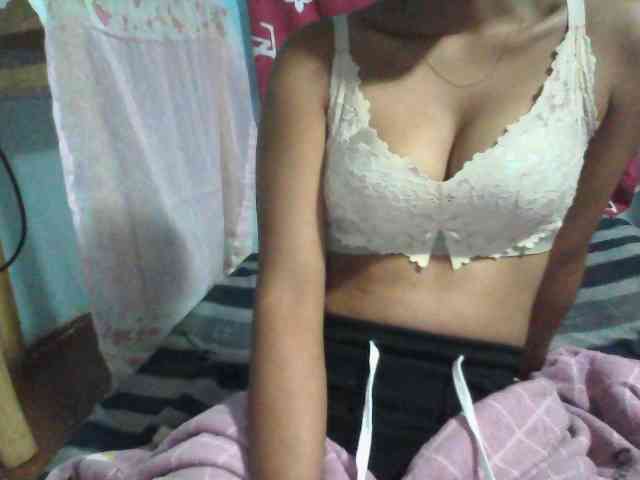 Linah98 webcam