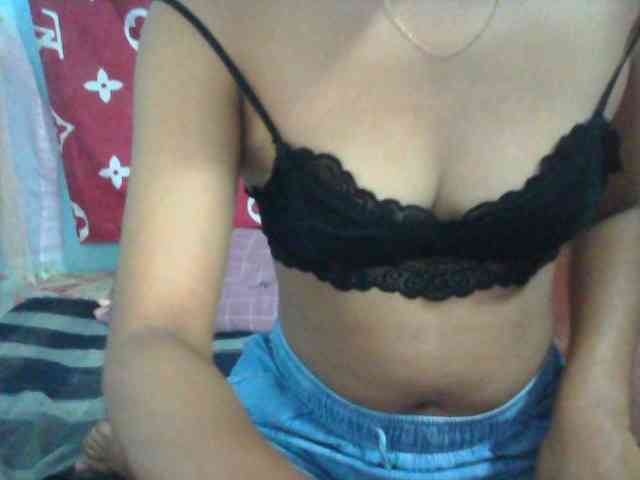 Linah98 webcam