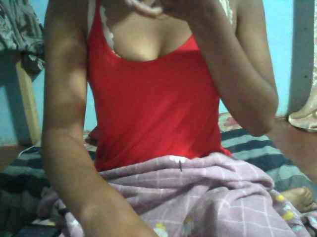 Linah98 webcam