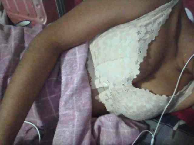 Linah98 webcam