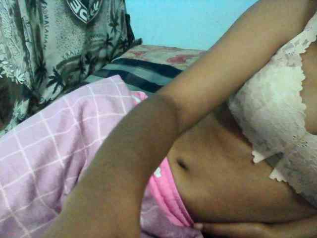 Linah98 webcam